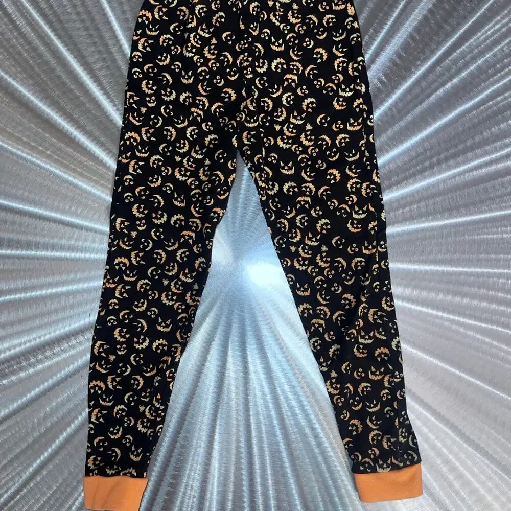 Halloween Burt’s Bees Kids Black Jack-o’-lantern PJ Set - Size: 5T